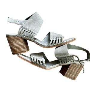 Fabulous Vince Camuto Strappy Gray Chunky 2 1/2” Heel Sandals Size 9 1/2